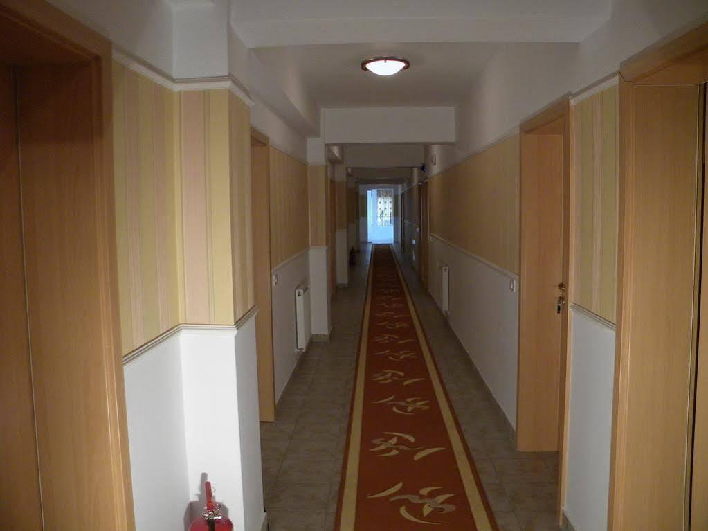 Hotel Vila Veneto Timisoara Luaran gambar