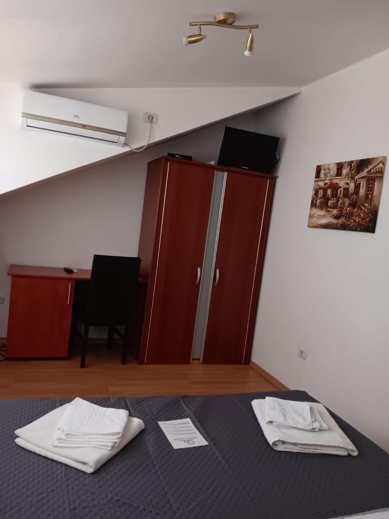 Hotel Vila Veneto Timisoara Luaran gambar